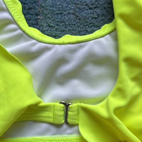 Stella cove neon ruffle bikini - Picture 4 of 5